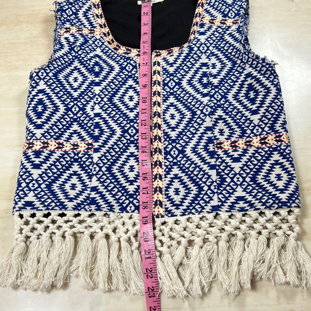 TULAROSA Blue White Geometric Boho Fringe Vest Jacket Women's Size M - Picture 7 of 12